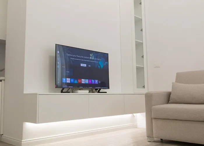 Station ティラナ